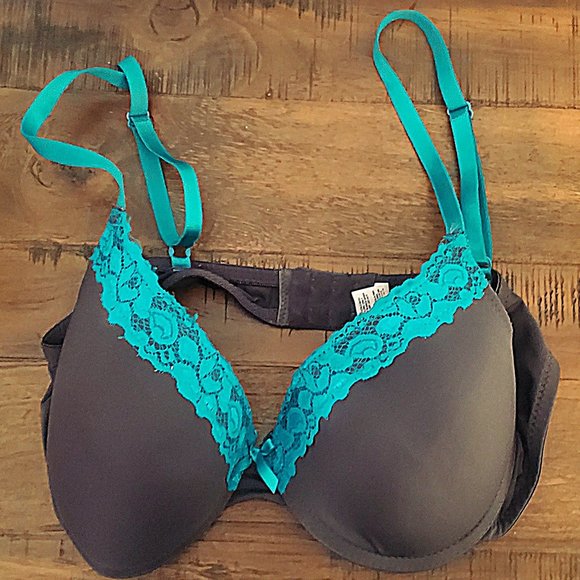 Gray Bra with Teal Lace Trim size 38C - Picture 2 of 16